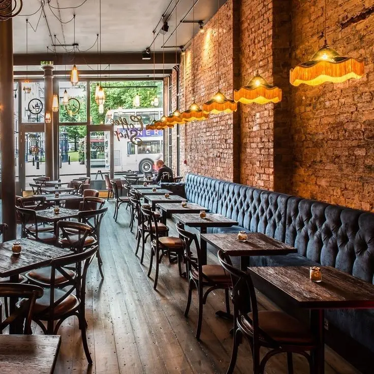 Italian restaurant interior